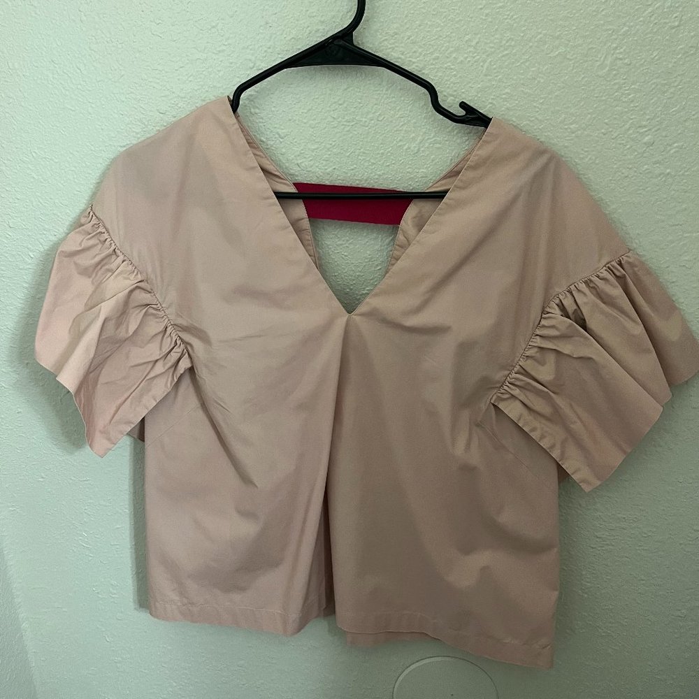 Butterfly sleeves pink shirt